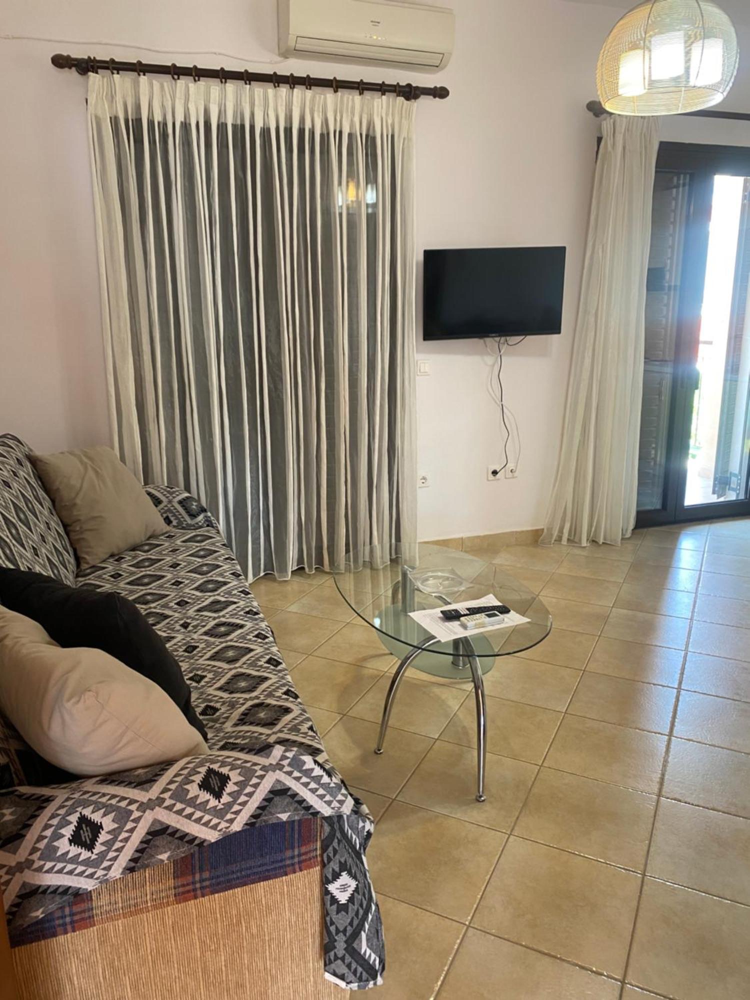 Alexis Apartments Pylos Eksteriør billede